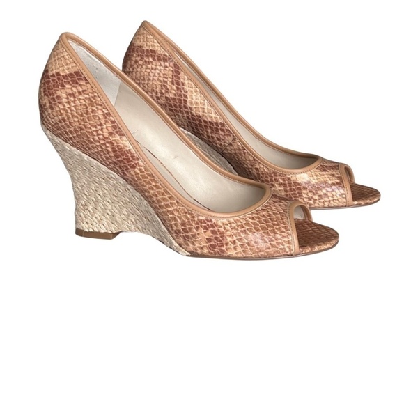 Nine West "Motocross" Peep Toe Tan Snakeskin Wedge Size 10 Includes Box - Picture 7 of 7